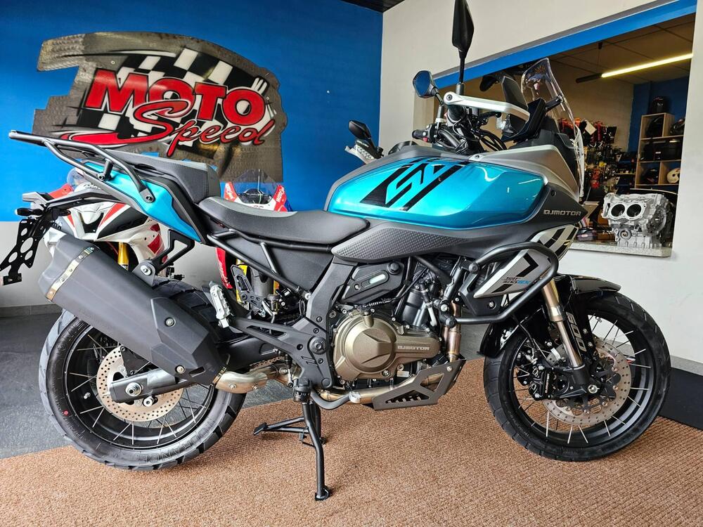 QJ Motor SRT 600 SX (2024 - 25)