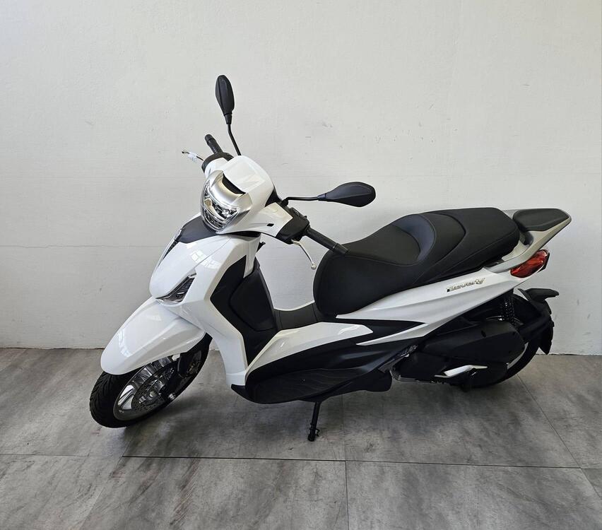 Piaggio Beverly 310 (2025) (2)