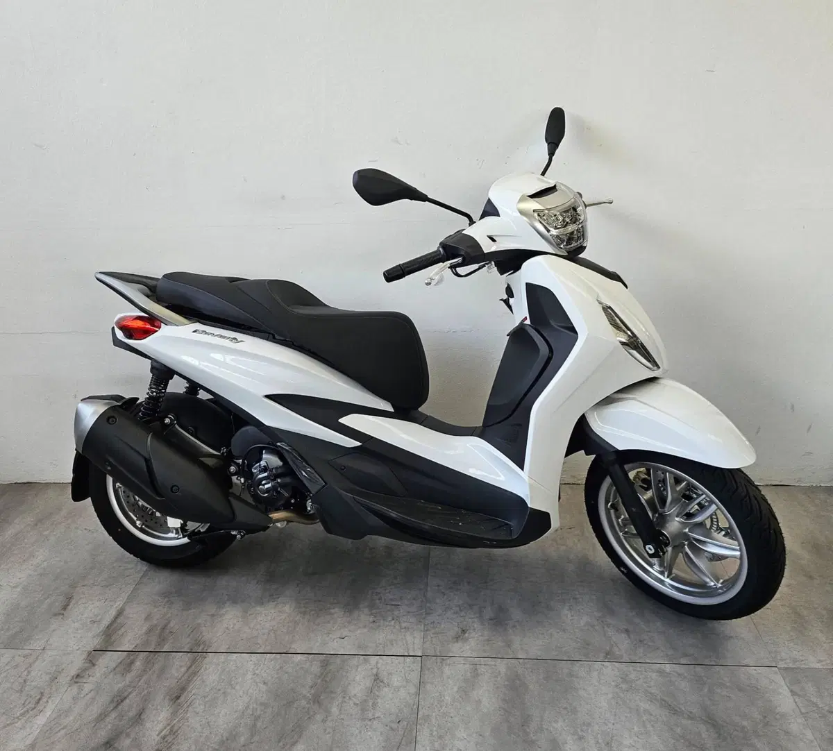 Piaggio Beverly 310 (2025 - 26)