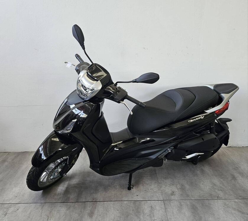 Piaggio Beverly 310 (2025) (2)