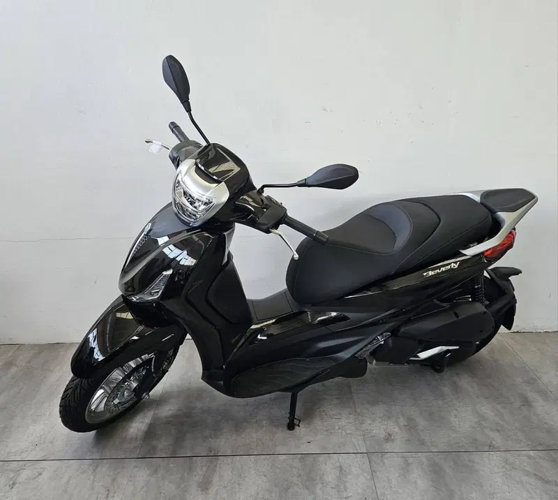Piaggio Beverly 310 (2025 - 26) (2)