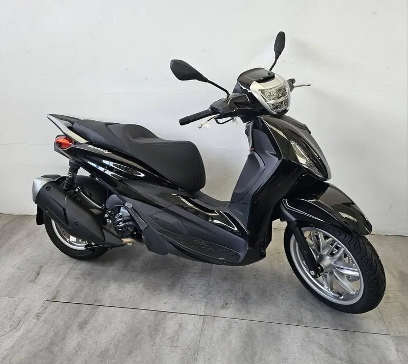 Piaggio Beverly 310 (2025 - 26)