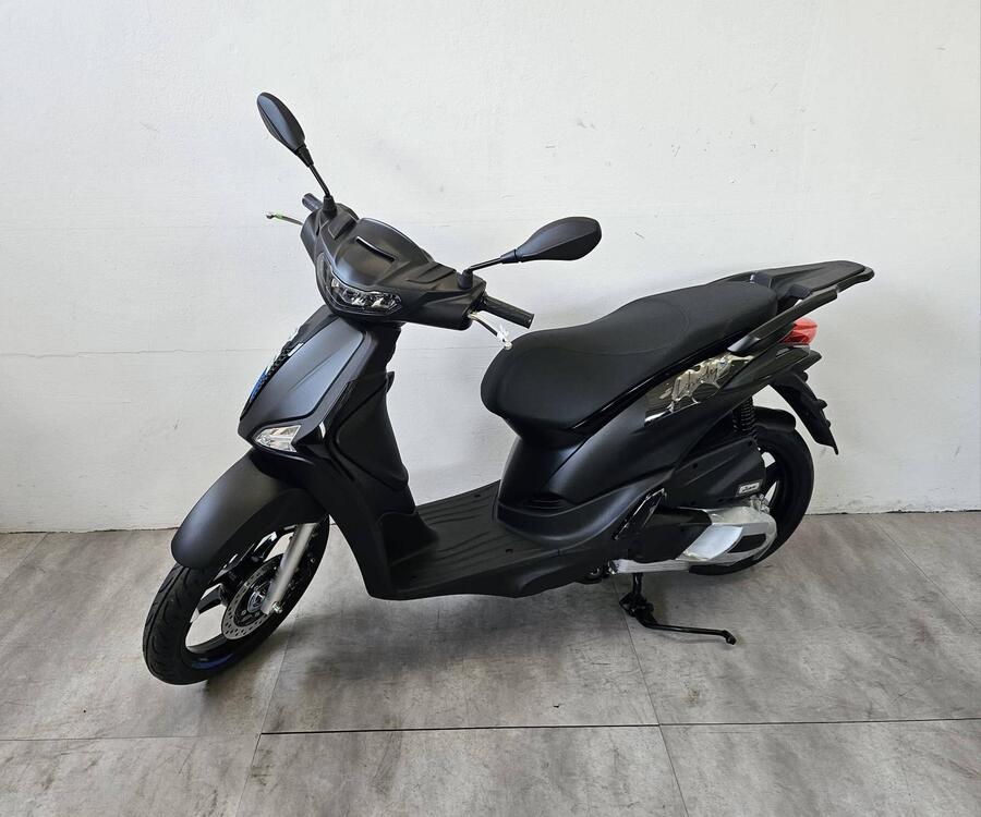 Piaggio Liberty 150 S (2025) (2)