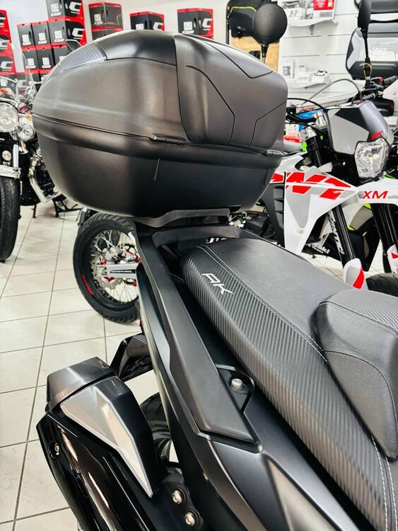Kymco AK 550 ETS (2021 - 25) (2)