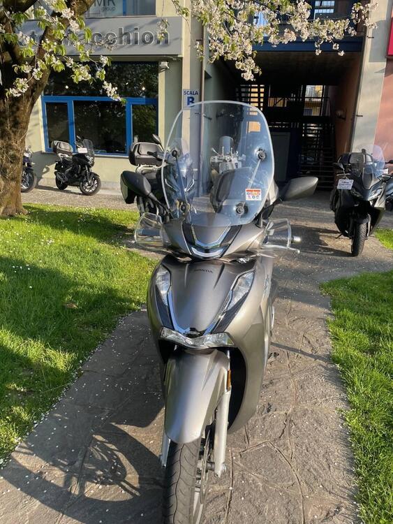 Honda SH 350 (2021 - 24) (3)