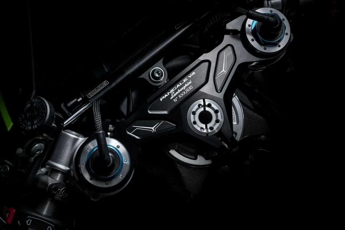 Ducati e Lamborghini: tra design e performance (2)