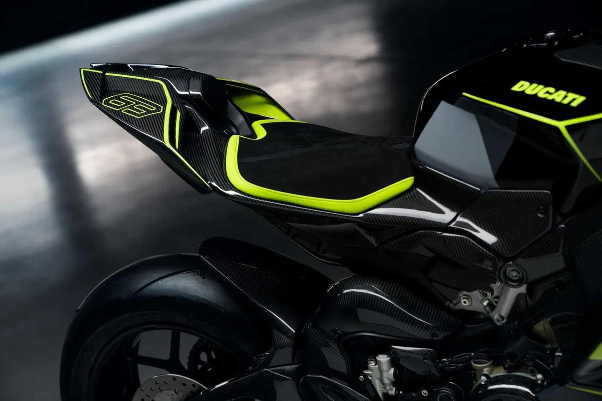 Ducati e Lamborghini: tra design e performance (3)