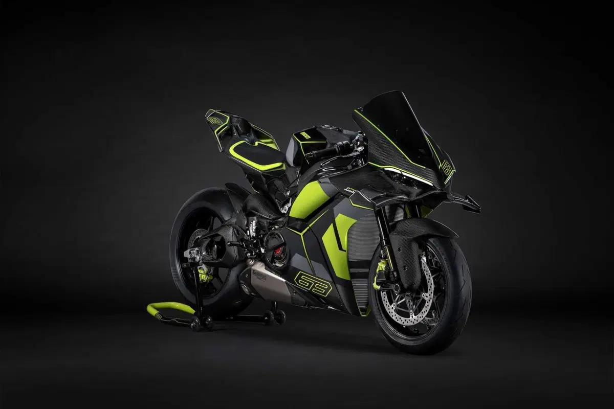 Ducati e Lamborghini: tra design e performance (8)