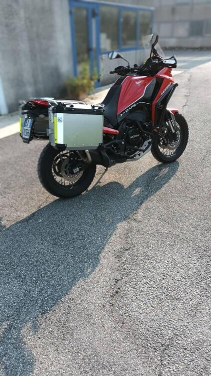 Moto Morini X-Cape 650 (2021 - 25) (2)