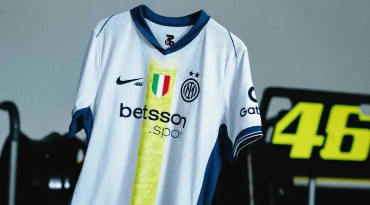 L'Inter celebra Valentino Rossi: ecco la maglietta speciale che verrà indossata nella partita contro il Cagliari [VIDEO E GALLERY] (5)