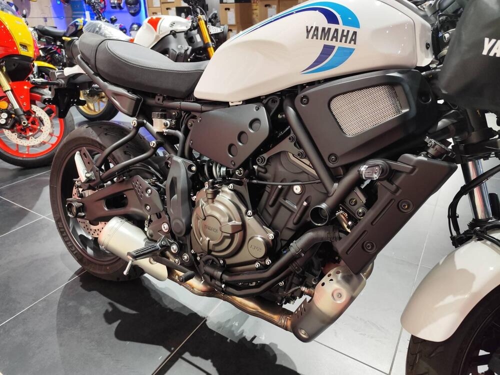 Yamaha XSR 700 (2022 - 25) (5)