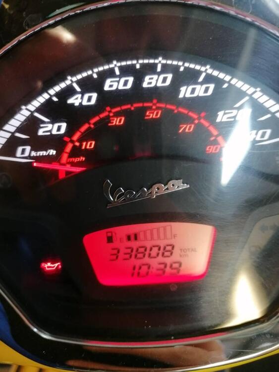 Vespa GTS 300 Super Hpe (2021 - 22) (5)