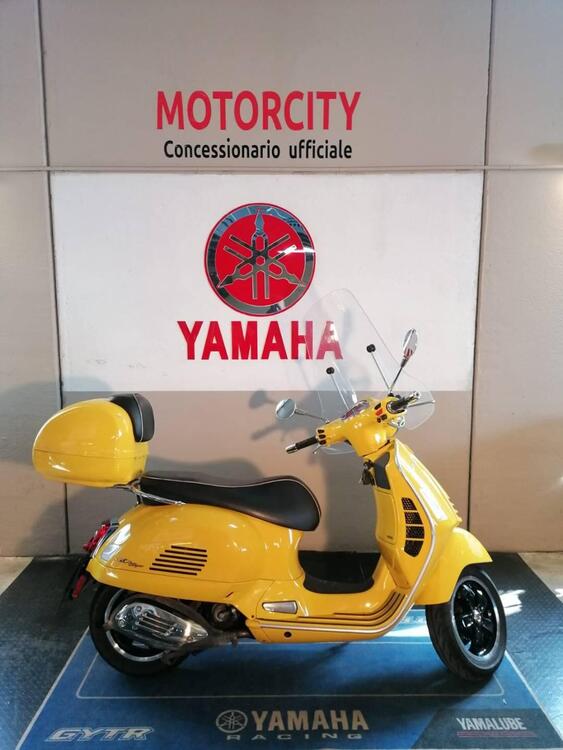 Vespa GTS 300 Super Hpe (2021 - 22)