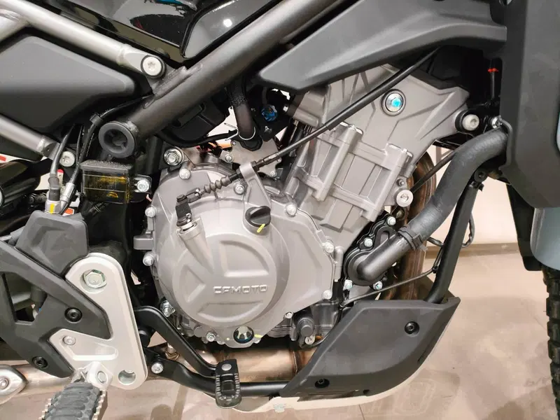 CFMOTO 450MT (2024 - 26) (9)