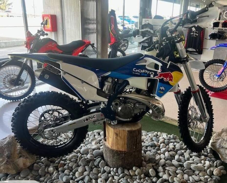 Husqvarna TE 300i (2023)