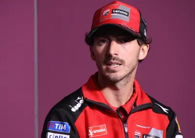 MotoGP 2025. GP del Qatar. Pecco Bagnaia: La pista è sporca, ma migliorerà. Mi aspetto Alex e Marc Marquez competitivi, Jorge Martin deve adattarsi 