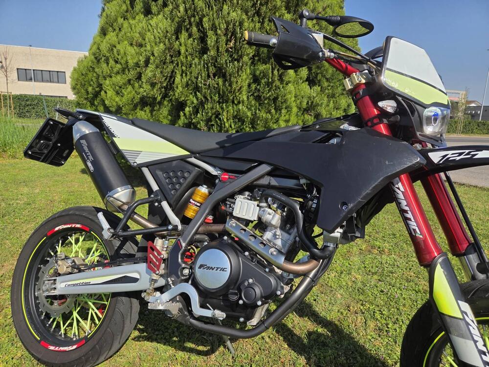 Fantic Motor Motard 125 Competition 4t (2020) (4)