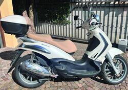 Piaggio Beverly 350 SportTouring ie (2011 - 15) usata