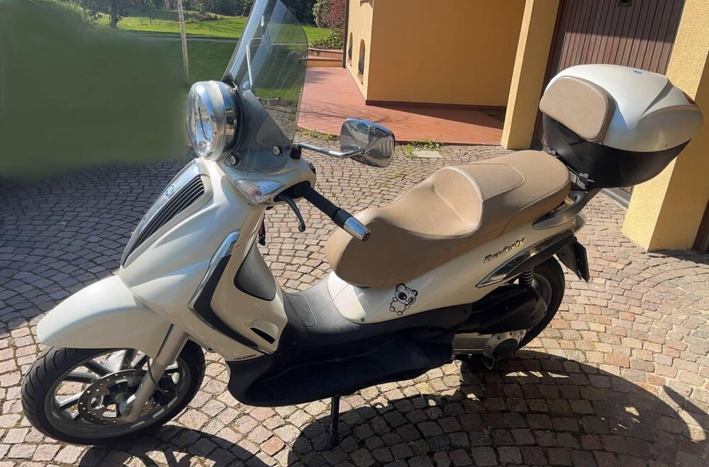 Piaggio Beverly 350 SportTouring ie (2011 - 15) (3)