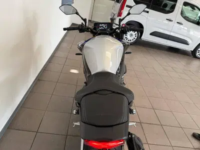 Yamaha MT-10 SP (2022 - 25) usata