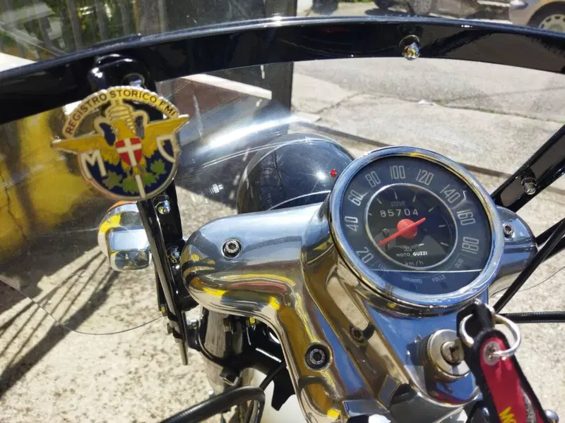 Moto Guzzi V7 (7)