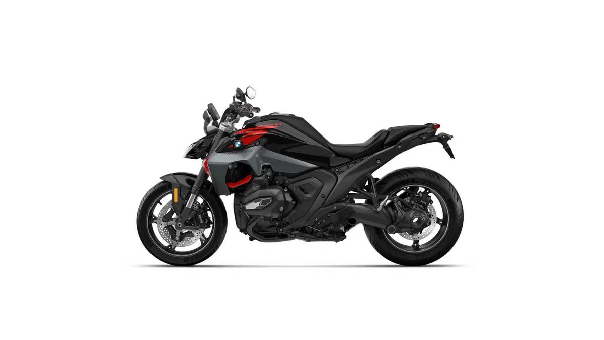 BMW R 1300 R: foto e scheda tecnica. Svelata la nuova maxi naked, ecco come cambia [VIDEO E GALLERY] (12)