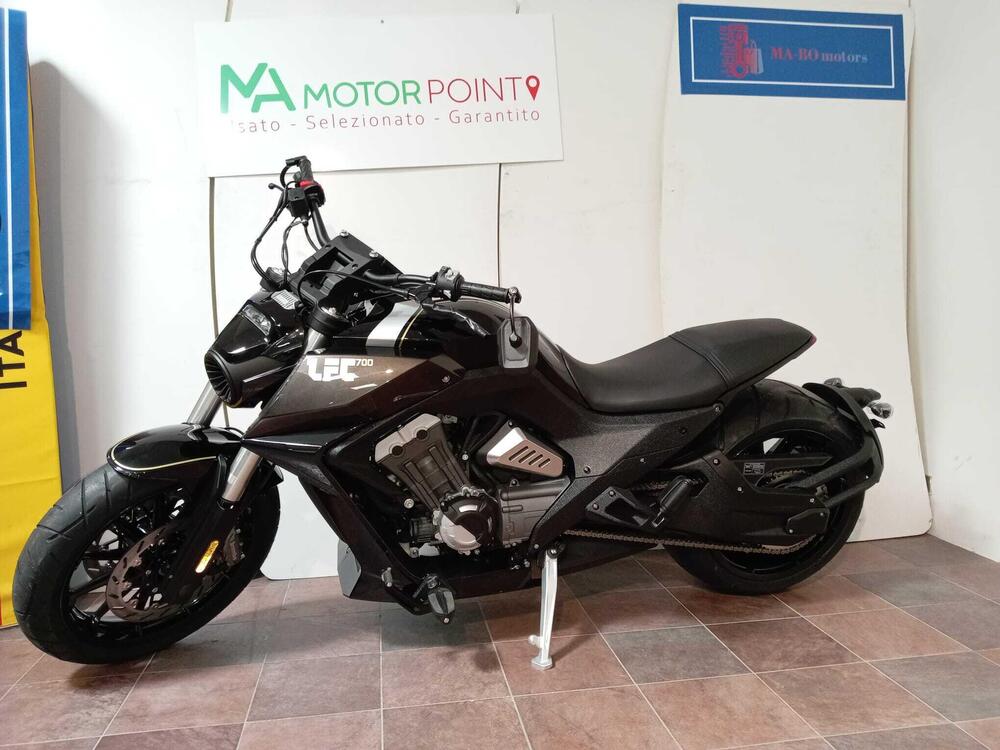 Benda Motorcycles LFC 700 (2024 - 25) (2)