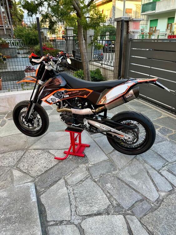 KTM 690 SMC (2008- 11)