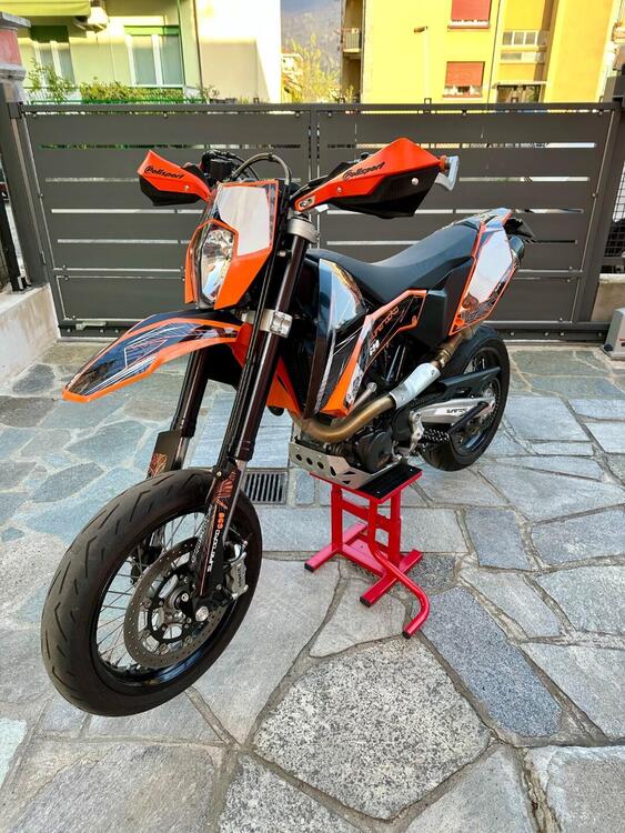 KTM 690 SMC (2008- 11) (3)