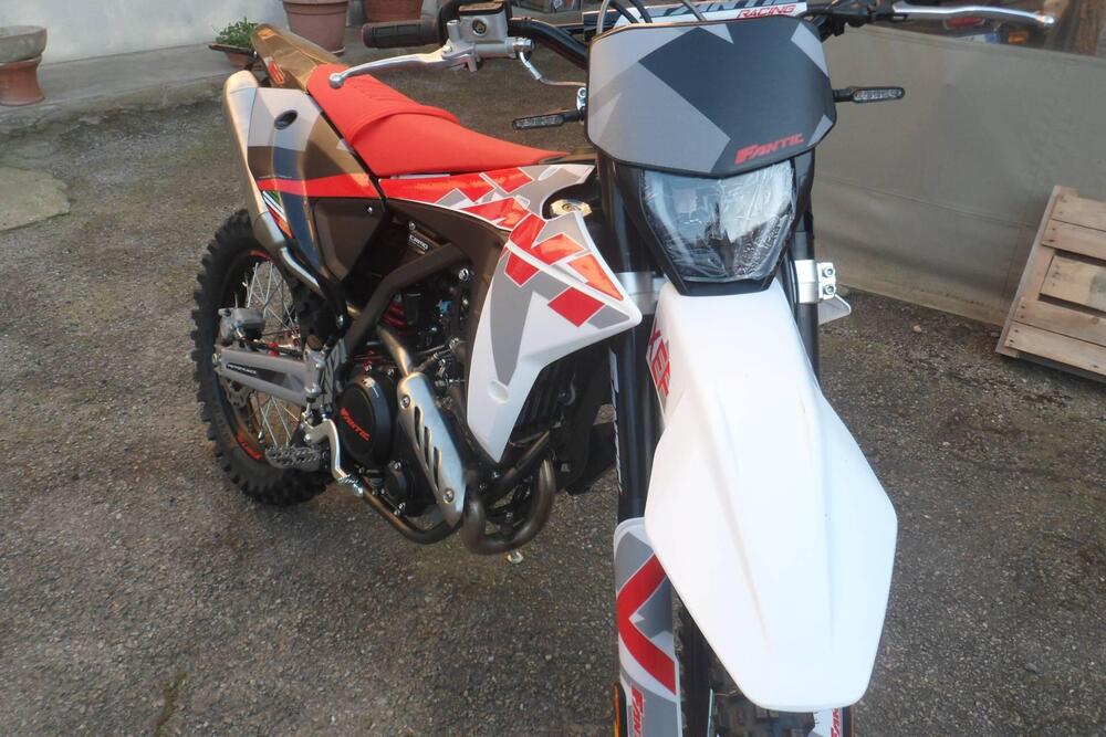 Fantic Motor XEF 125 Performance (2025) (2)