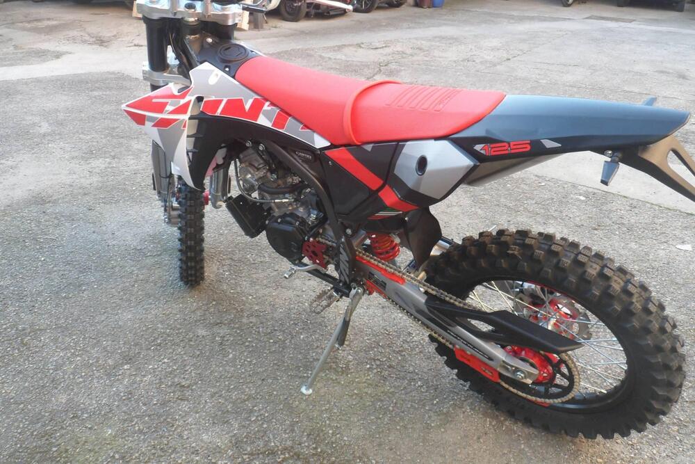 Fantic Motor XEF 125 Performance (2025) (4)