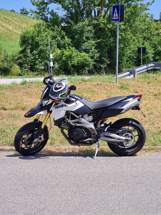 Aprilia Dorsoduro 750 (2009 - 14)