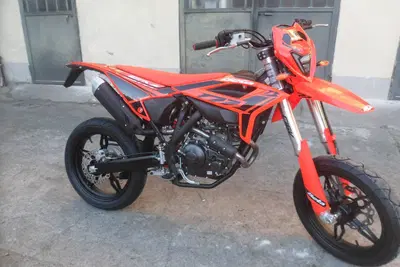 Betamotor RR 125 4T Motard T (2023 - 24) nuova