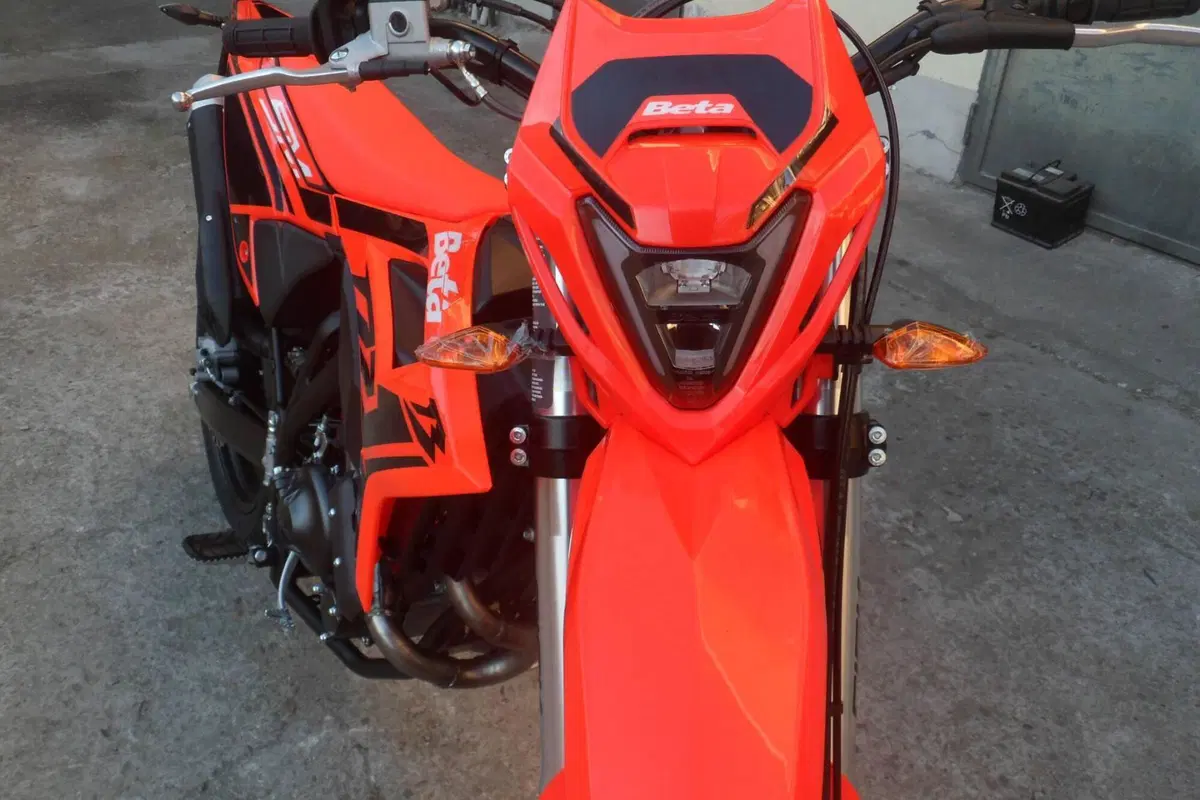 Betamotor RR 125 4T Motard T (2023 - 24) (8)