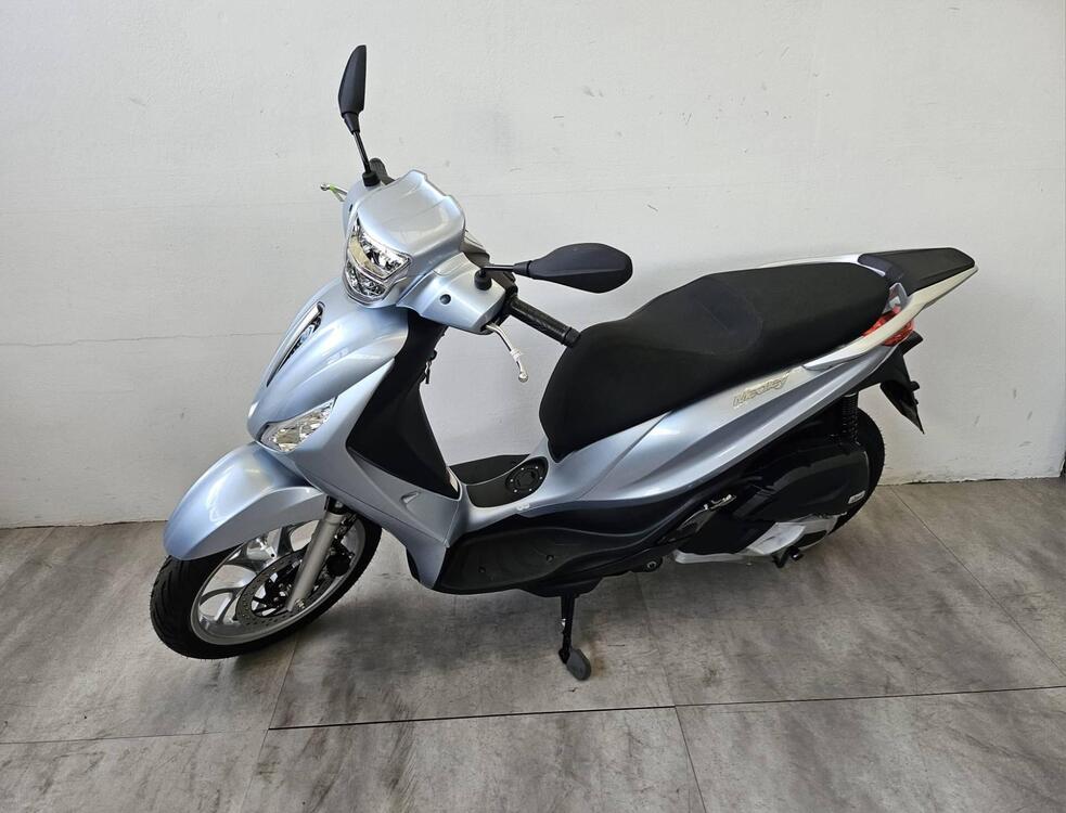Piaggio Medley 125 (2025) (2)