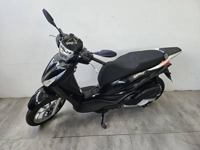 Piaggio Medley 200 (2025 - 26) (2)