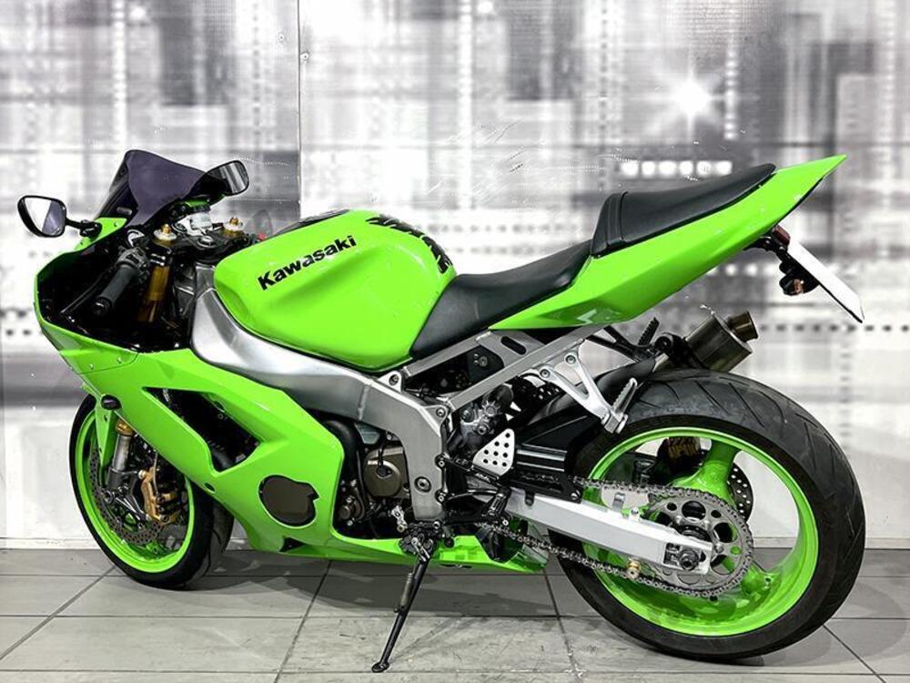 Kawasaki Ninja 636 ZX-6R (2003 - 04) (2)