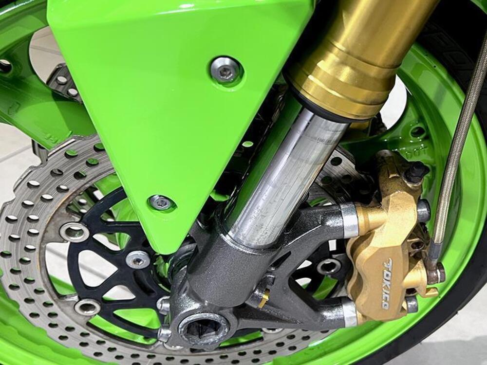 Kawasaki Ninja 636 ZX-6R (2003 - 04) (5)
