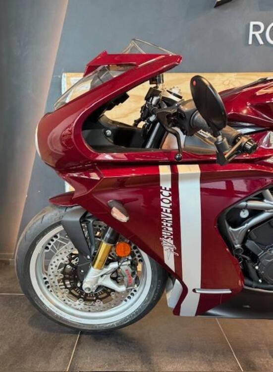MV Agusta Superveloce 800 98 (2023 - 25) (3)