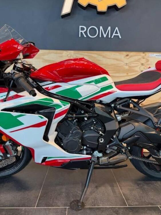 MV Agusta F3 800 RC (2022 - 25) (4)