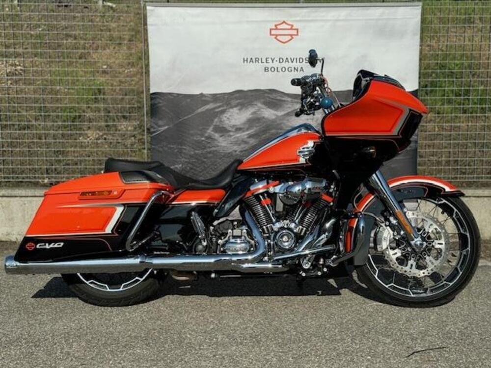 Harley-Davidson Road Glide (2022)