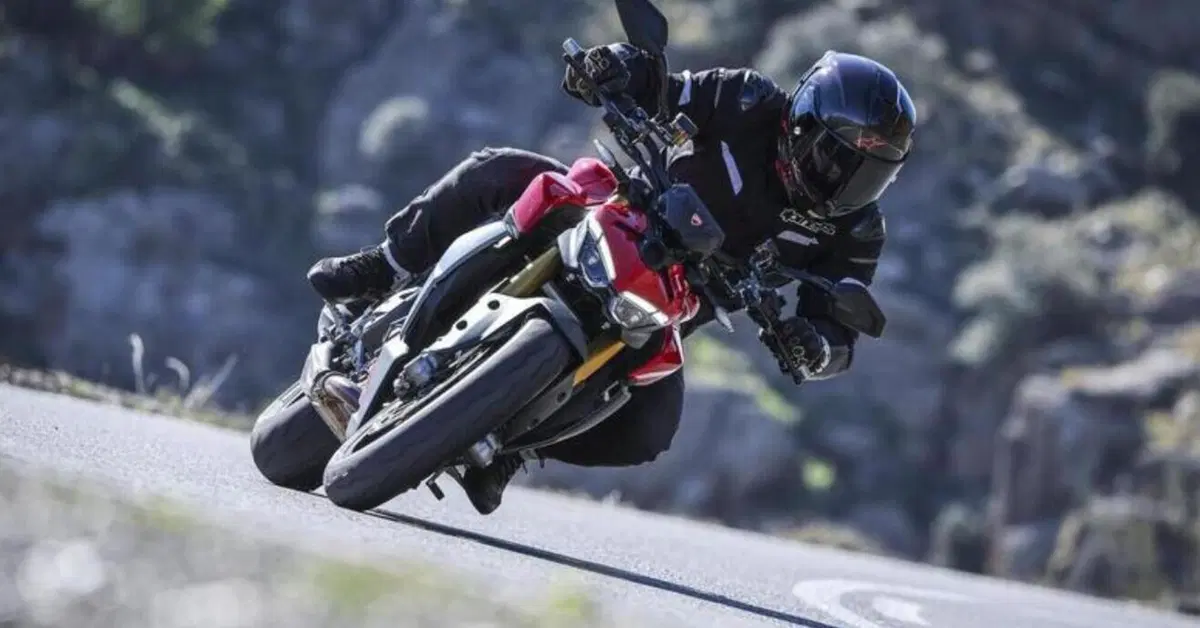Scarica il Magazine n&deg;642 e leggi il meglio di Moto.it
