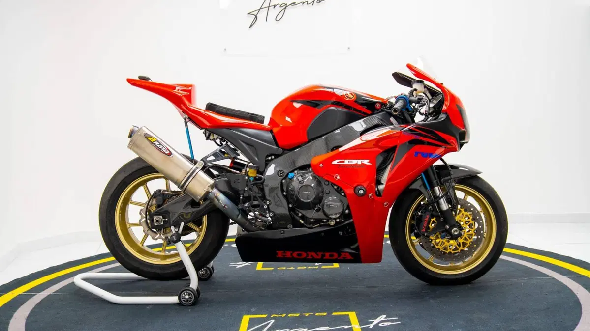 Honda CBR 1000 RR Fireblade (2008 - 11) (3)
