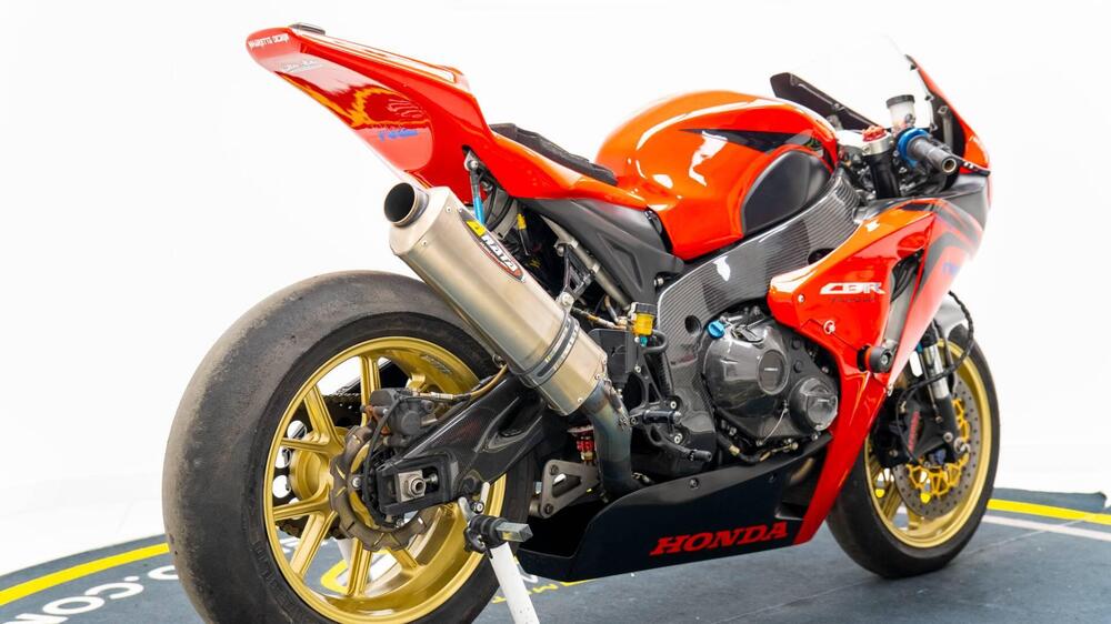 Honda CBR 1000 RR Fireblade (2008 - 11) (4)