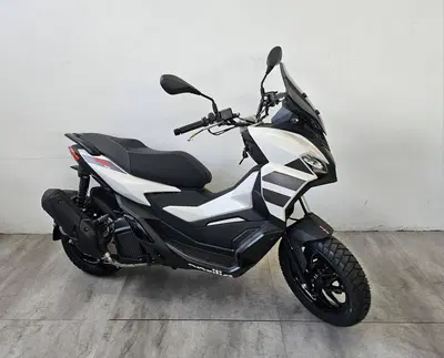 Aprilia SR GT 125 (2025 - 26) nuova