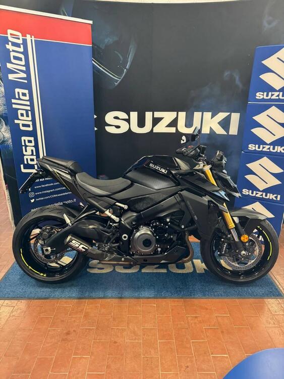Suzuki GSX-S1000 (2021 - 25) (2)