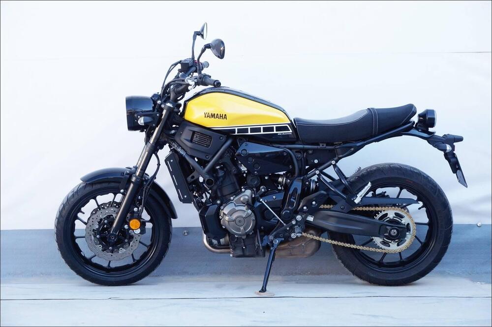 Yamaha XSR 700 ABS (2016 - 20) (2)