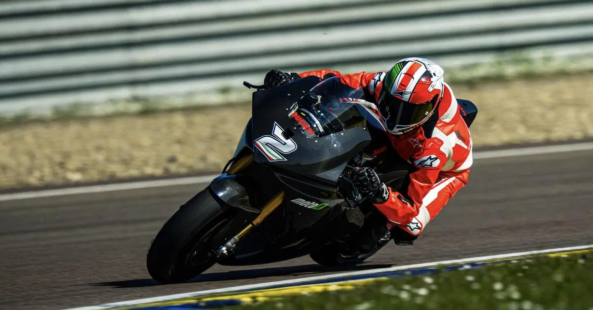 Ducati V21L pronta a dominare la MotoE 2025: pi&ugrave; leggera, tecnologica e competitiva  