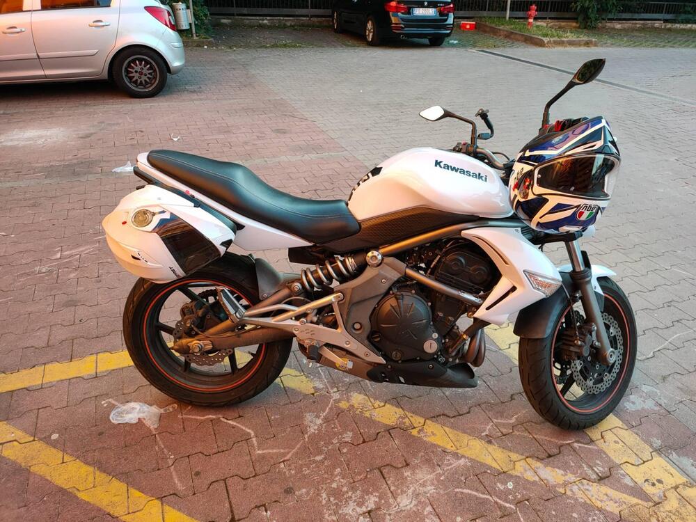 Kawasaki ER-6N (2009 - 11) (3)