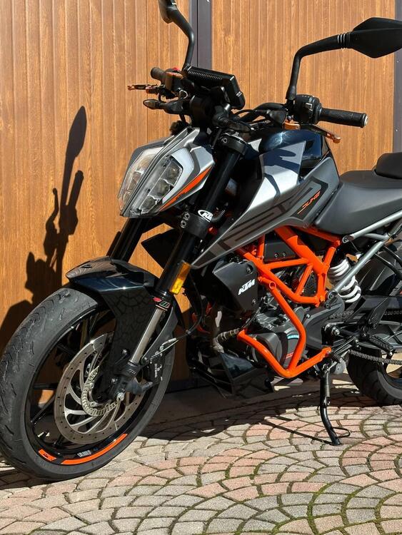 KTM 125 Duke (2021 - 23) (4)